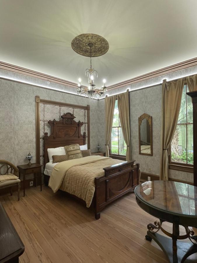 1001 Nights Historic Bed And Breakfast Adults Only เซนต์ออกัสติน ภายนอก รูปภาพ