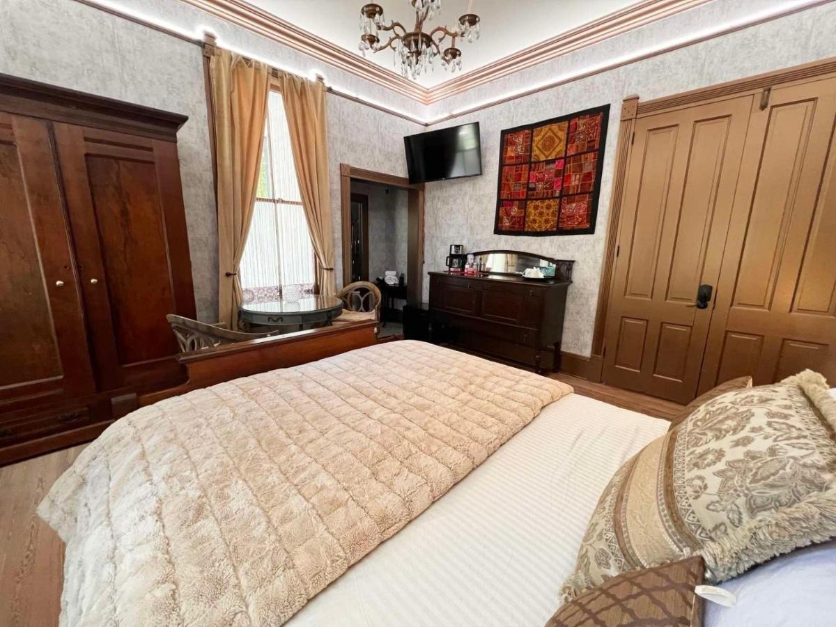 1001 Nights Historic Bed And Breakfast Adults Only เซนต์ออกัสติน ภายนอก รูปภาพ