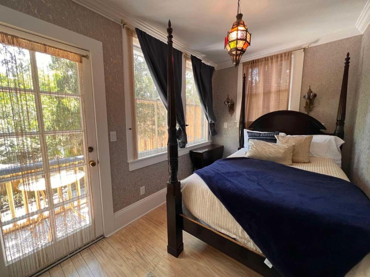 1001 Nights Historic Bed And Breakfast Adults Only เซนต์ออกัสติน ภายนอก รูปภาพ
